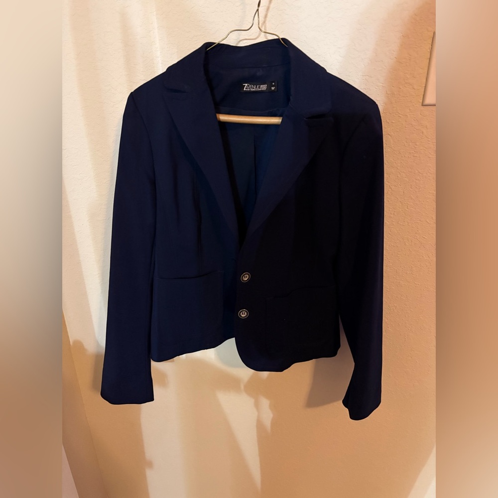 Elegant Navy Blazer for Women